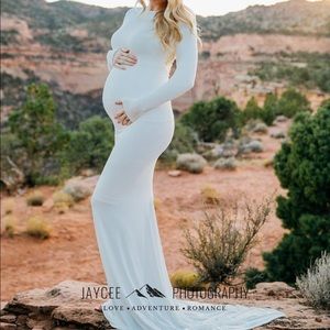 Maternity gown